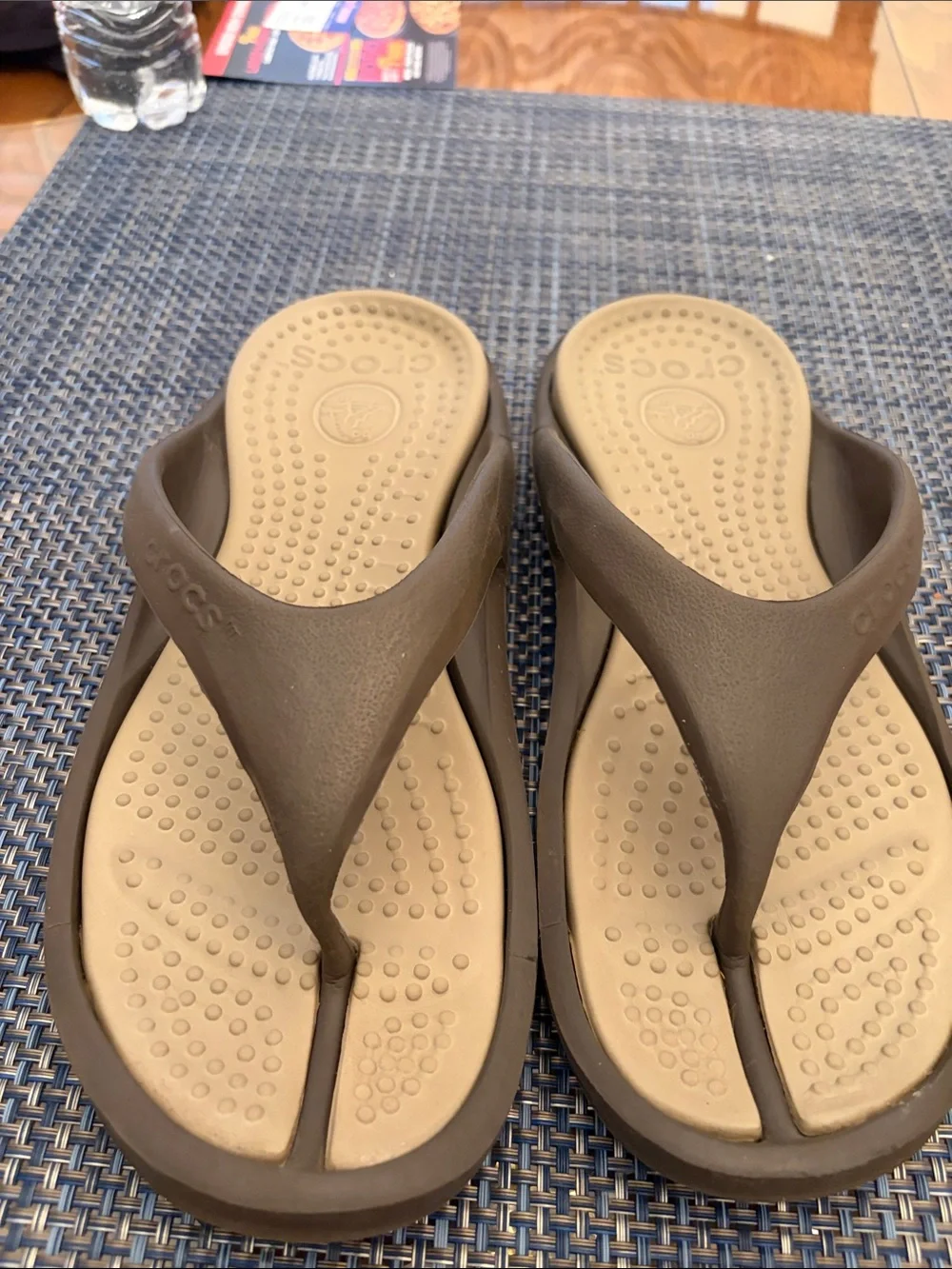 Crocs Unisex Athens Sandal Size 11 Womens / 9 Mens Brown/Beige PreOwned Thong